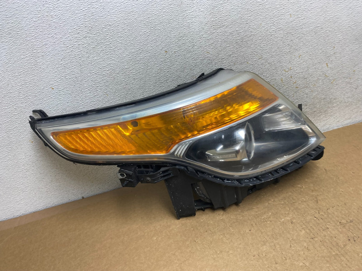 2011 to 2015 Ford Explorer Right Passenger Halogen Headlight AI3456 DW2