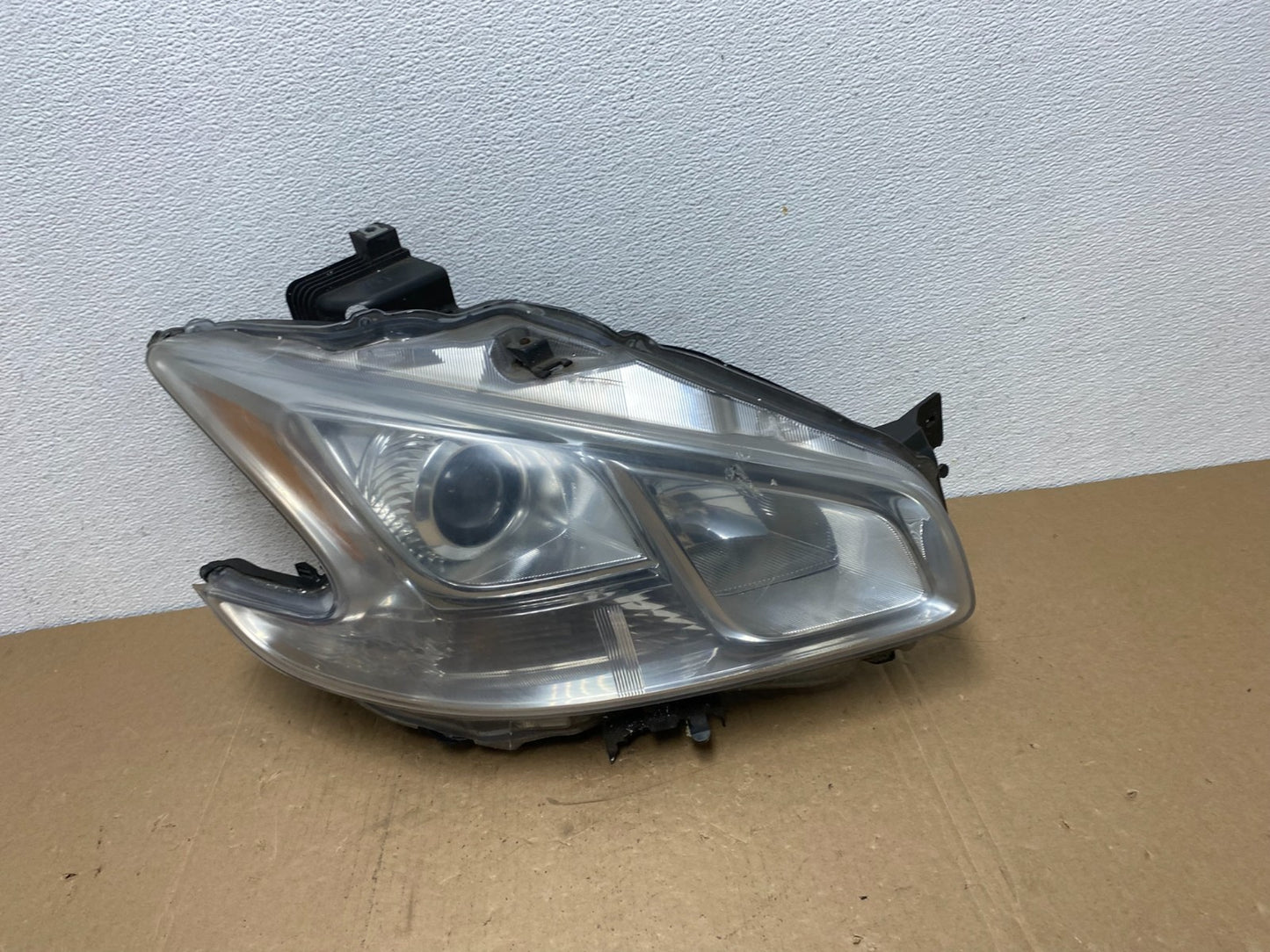 2009 - 2014 Nissan Maxima Headlight Right Passenger Xenon HID AD1177 DW0
