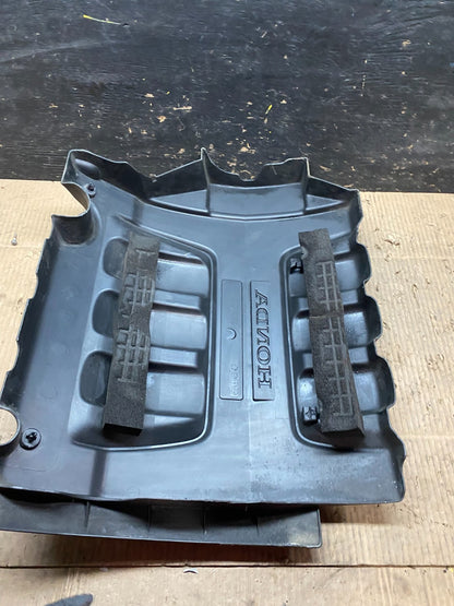 2005 to 2007 Honda Odyssey Black Engine Cover T9897 DG7