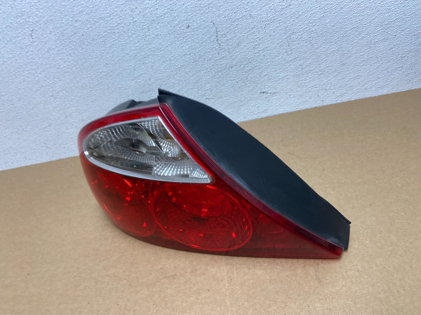 2000 to 2004 Jaguar S-Type Left Driver LH Side Tail Light AB9937 DW1