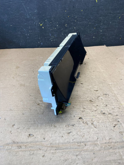 2003 to 2005 Ford Crown Victoria Speedometer Cluster Gauge V7762 DG2