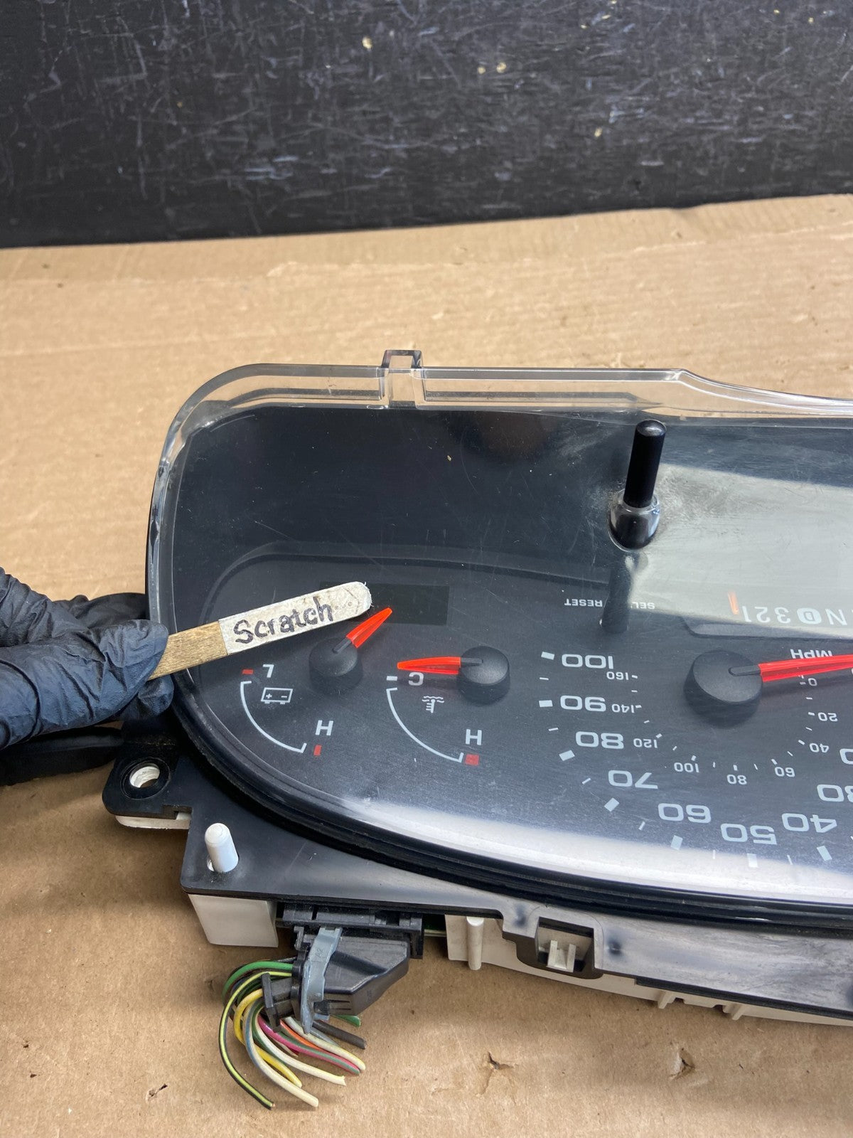 2006 Ford E350 Gauge Speedometer Cluster AF2538 DG3
