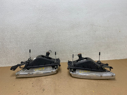1997 - 1999 Nissan Maxima Left+Right Side Headlights Halogen OEM U0459 DW11