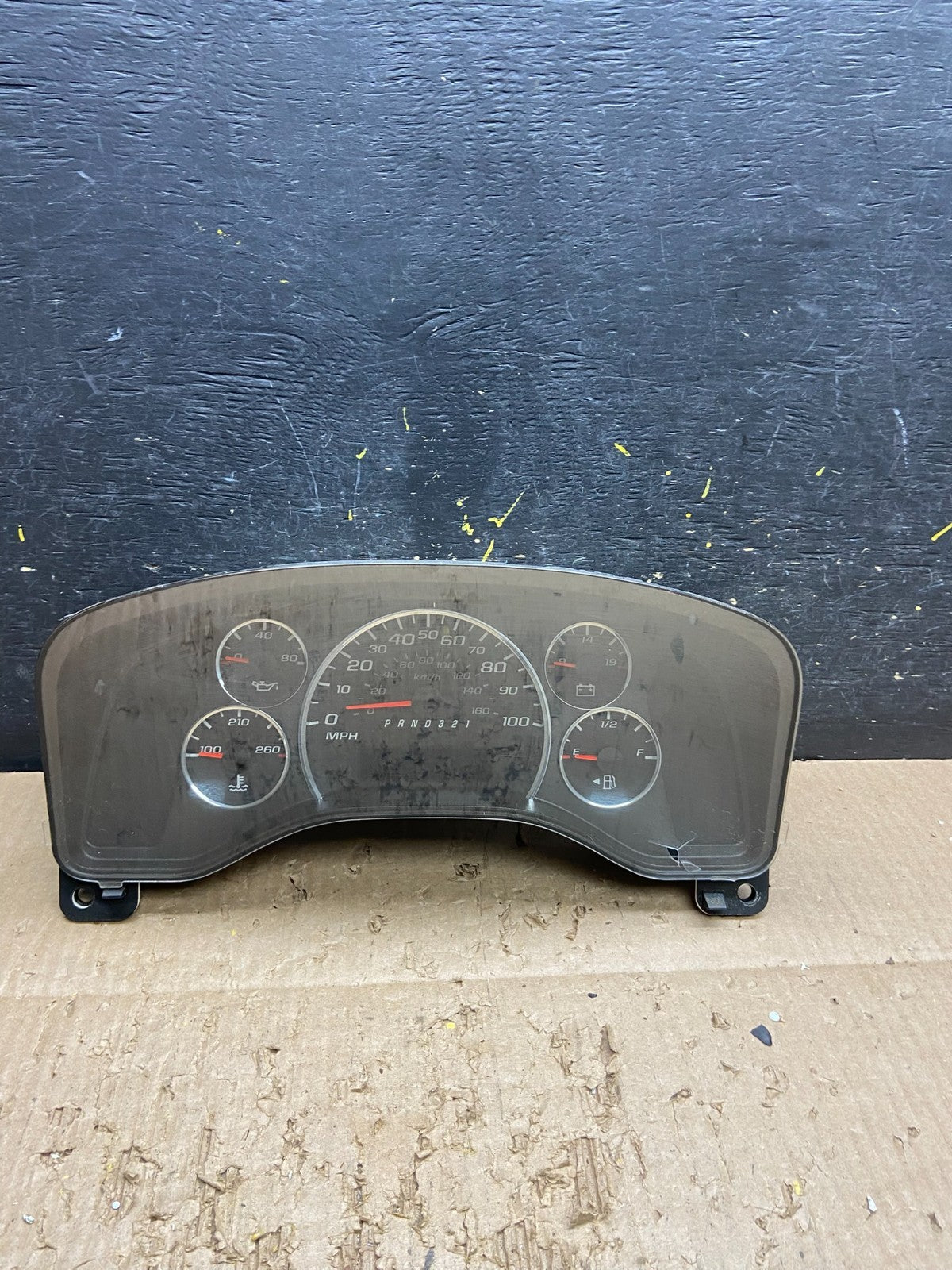 2008 2009 2010 Chevrolet Express Speedometer Cluster Gauge v7758 DG0