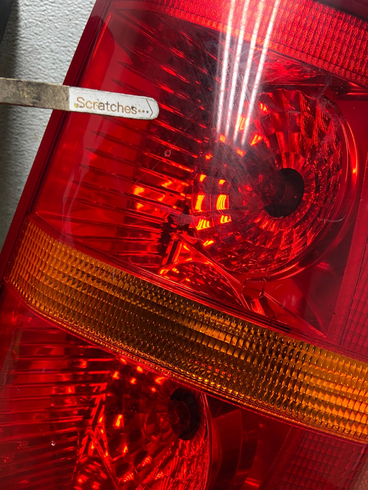2005 - 2009 Land Rover LR3 Left+Right Side Tail Lights AI2177 LK4