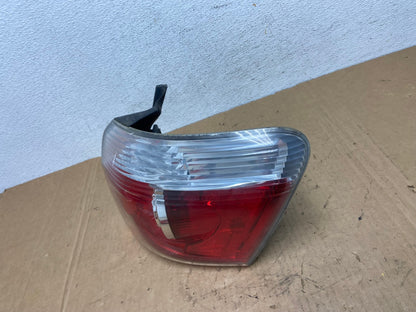 2007 to 2012 GMC Acadia Halogen Tail Light Right Passenger RH Side AD3195 LK1