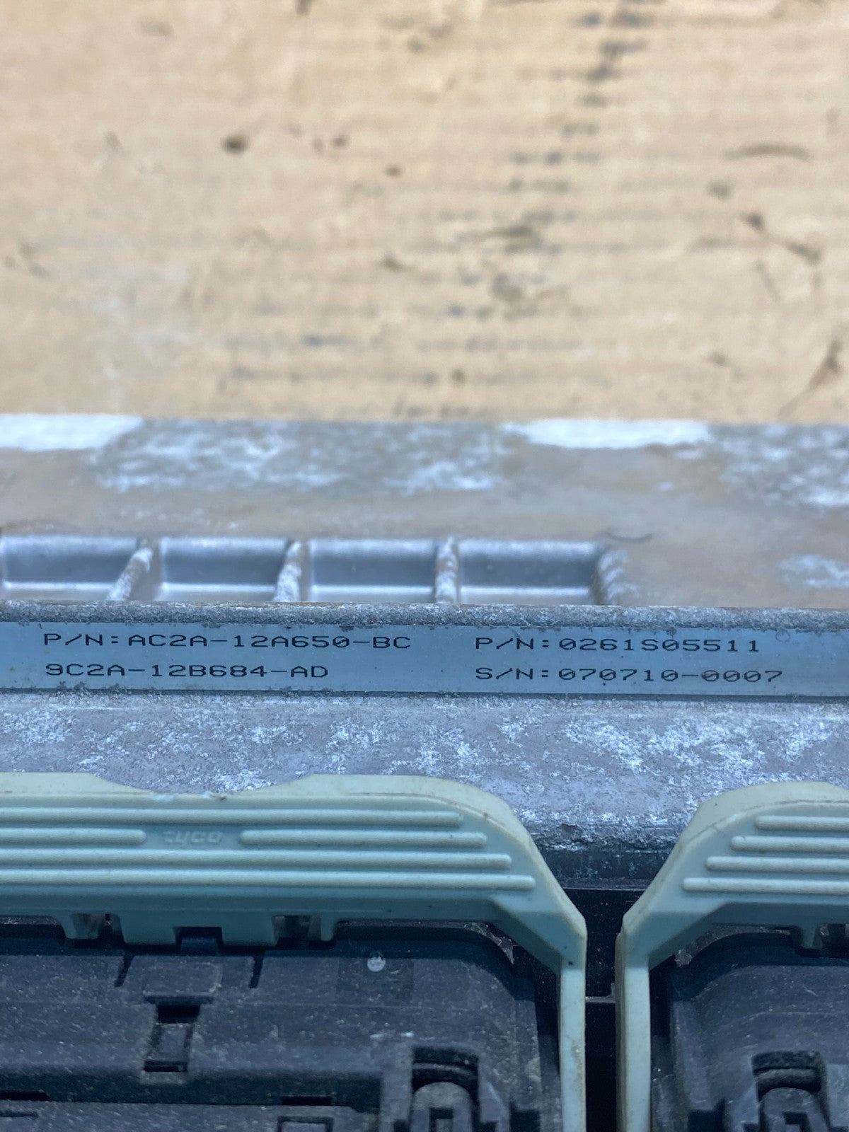 2010 Ford Van E150 E250 5.4L Engine Control Module Unit ECU AD7646 DG2