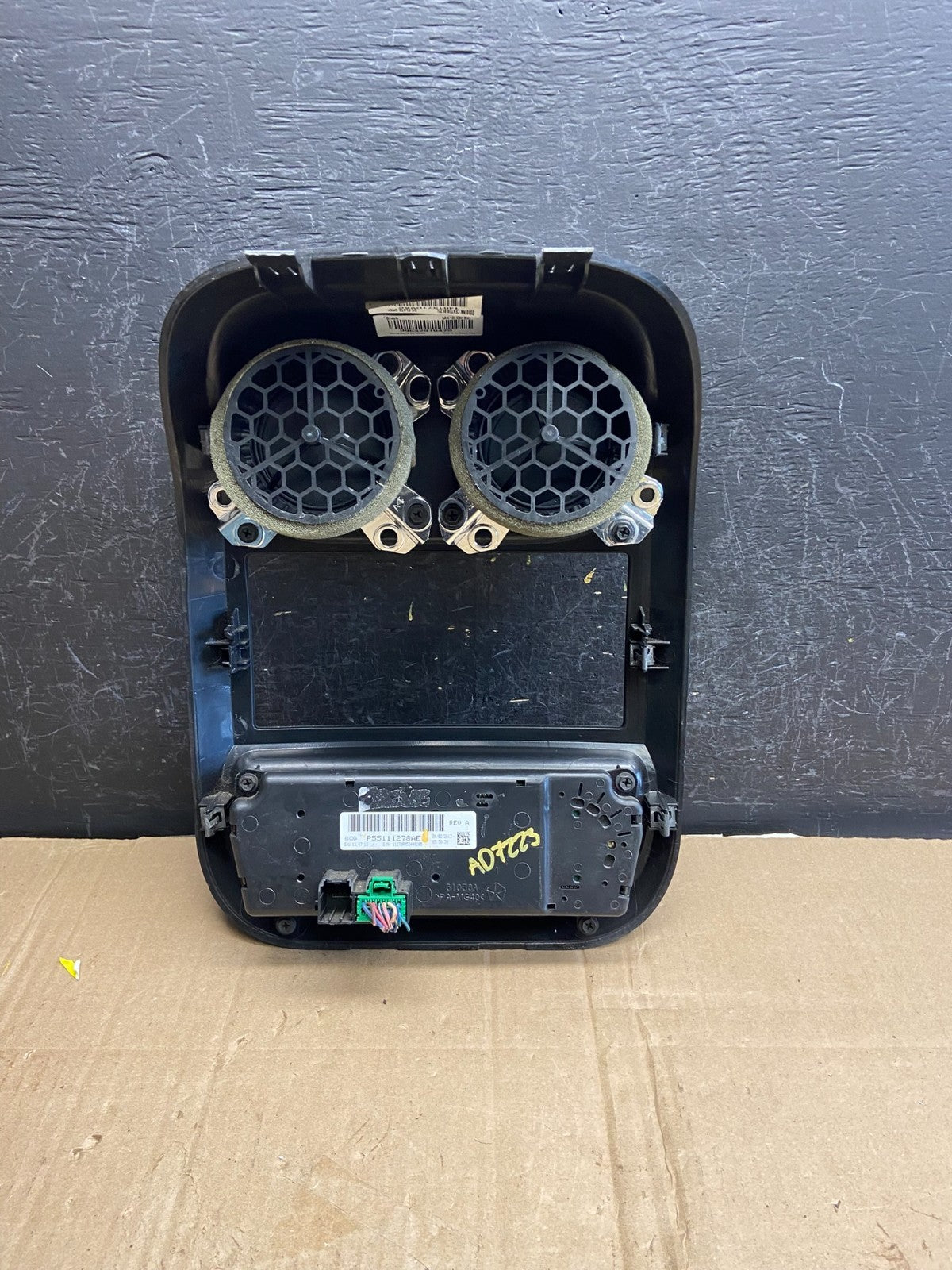 2011 to 2017 Jeep Compass Dash Climate Temperature Control Radio Bezel AD7223 DG5