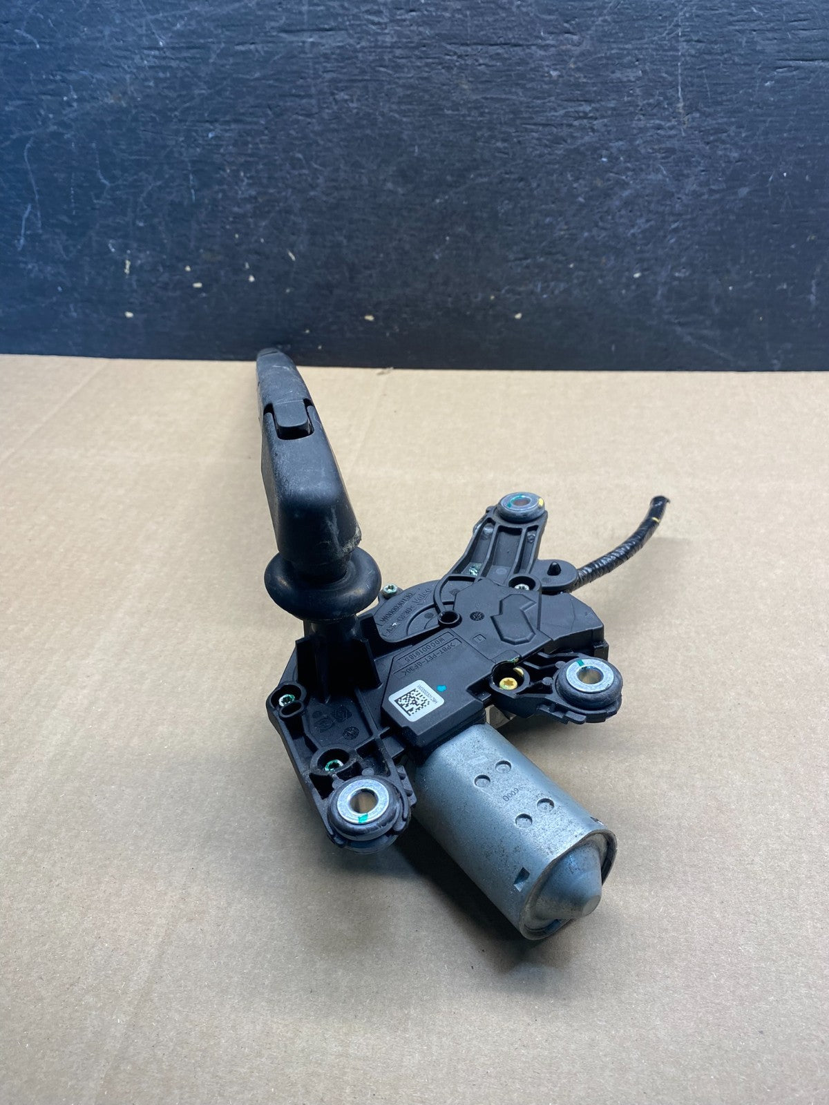 2013-2020 Nissan Pathfinder Back Door Rear Wiper Motor Wiper Blade ag9626 DG4