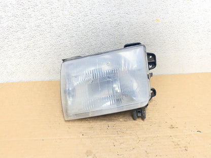 2000-2001 Nissan Xterra Left Driver Lh Side Halogen Headlight Z2748 DW0