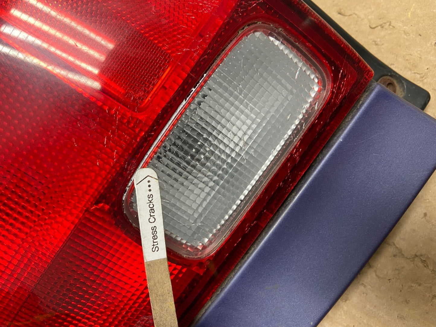 1995 to 2001 Geo Metro Left Driver Right Side Tail Light AF8108 DG4