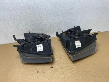 2007 to 2013 Chevrolet Suburban Tahoe Left+Right Set Headlights AG2086 LK12
