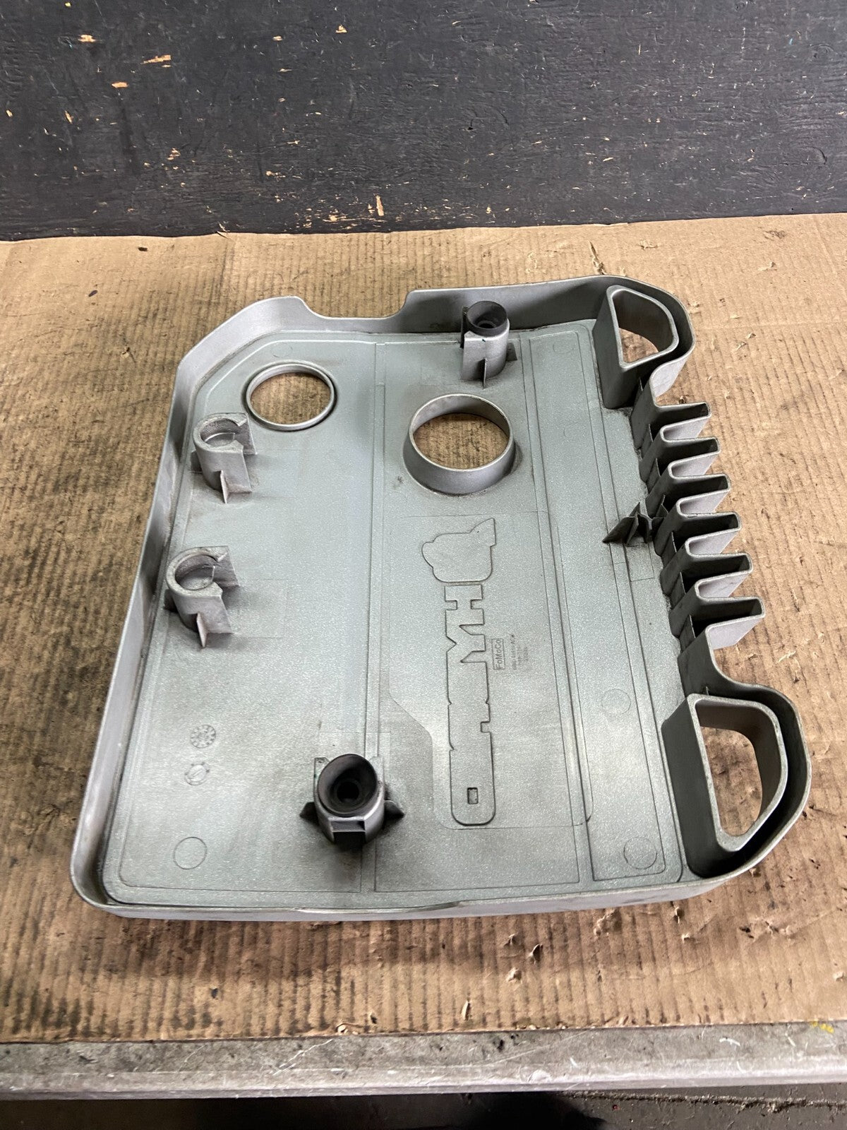 2009 to 2012 Ford Escape Engine Cover 9m6e-6a949-adw o1035 PS7