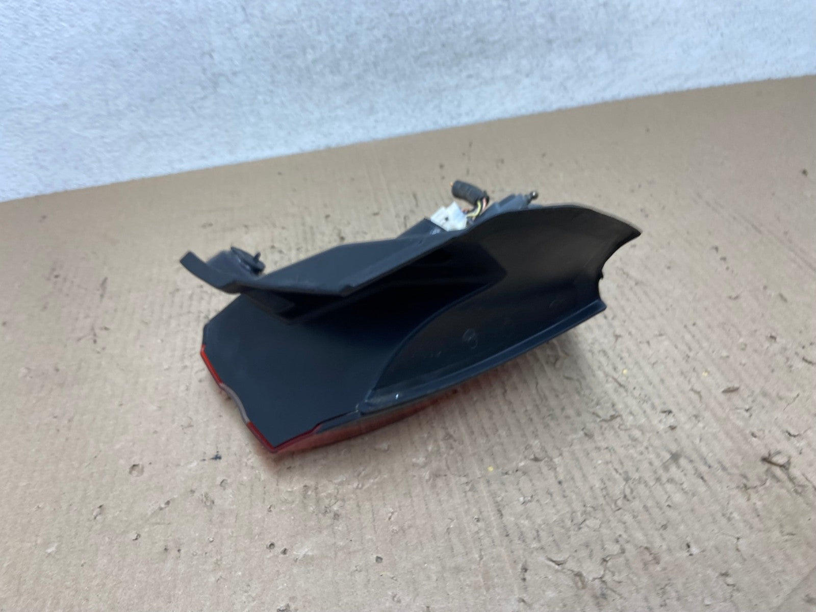 2014 to 2018 Jeep Cherokee Right Passenger RH Side Tail Light AF2951 LK3