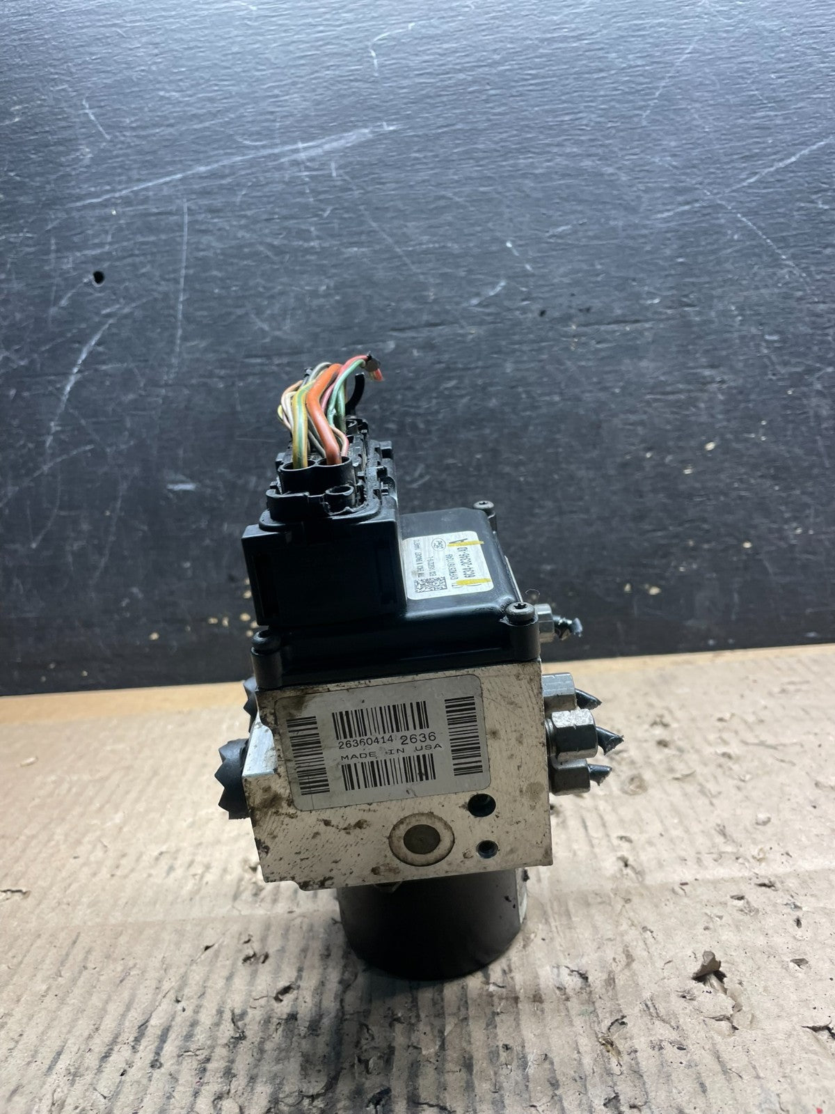 2005 2006 2007 Ford F250 F350 SD ABS Anti Lock Brake Pump Module U91251