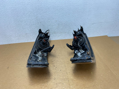 Sedan 2000 2001 Nissan Altima Headlights Left+Right AD9323 DW6