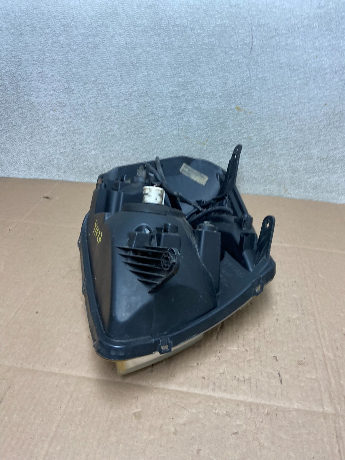 2005 to 2009 Chevrolet Equinox Left Driver LH Halogen Headlight Y1027 DW6