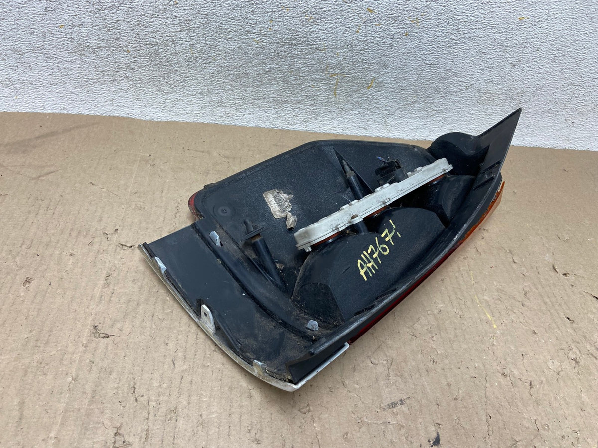 2002-2009 GMC Envoy Right Passenger RH Side Tail Light AH7671 LK5