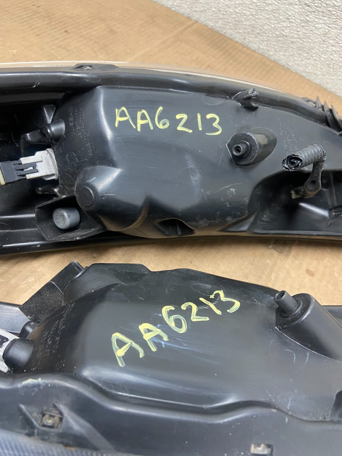 2011-2014 Nissan Juke Turn Signal Headlights Left+Right Halogen OEM AA6213 DW11