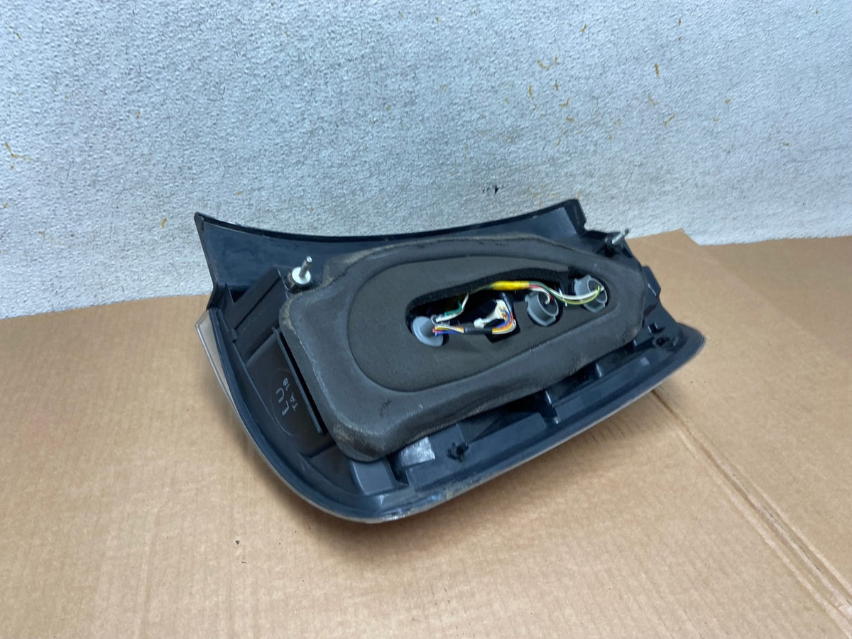 2006 2007 2008 2009 Toyota Prius Tail Light Left Driver LH AI3737 LK6