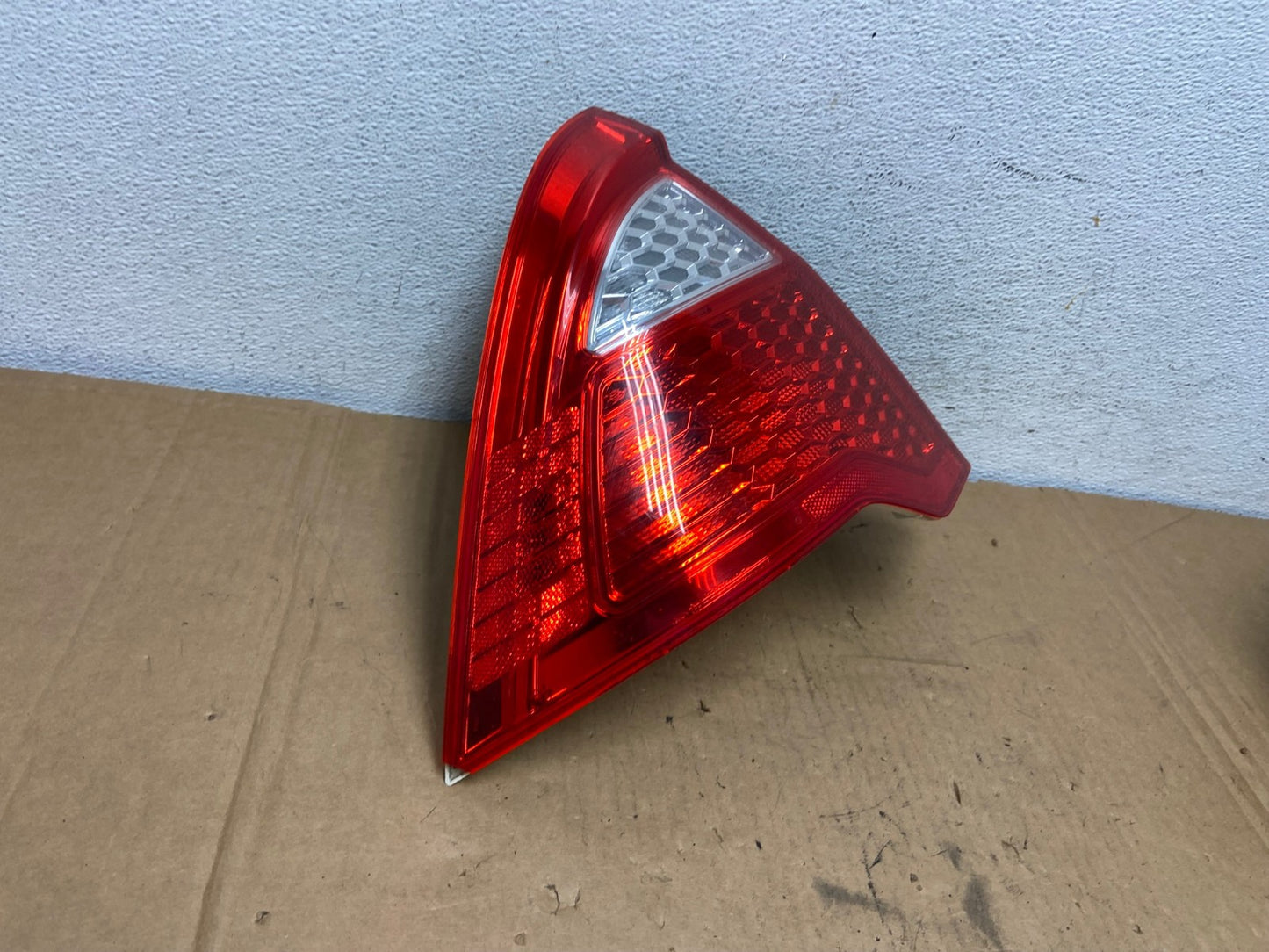 2010 2011 2012 Ford Fusion Left Driver LH Side Tail Light AD2784 LK2