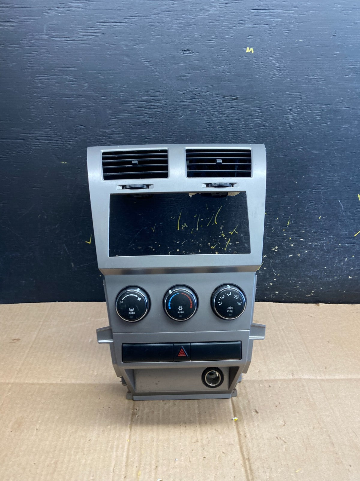 2008 2010 Dodge Avenger Center Dash A/C AC Climate Control Bezel Trim AA4869 DG0