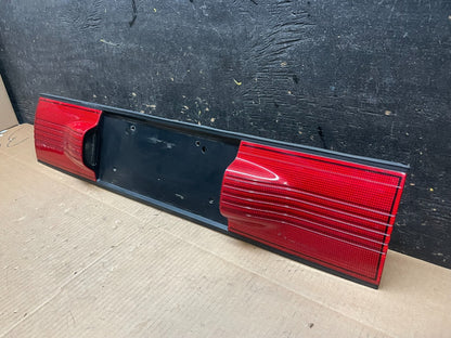 1992 to 1995 Mazda Protege Center Tail Light Tail Panel Y1760 PS2
