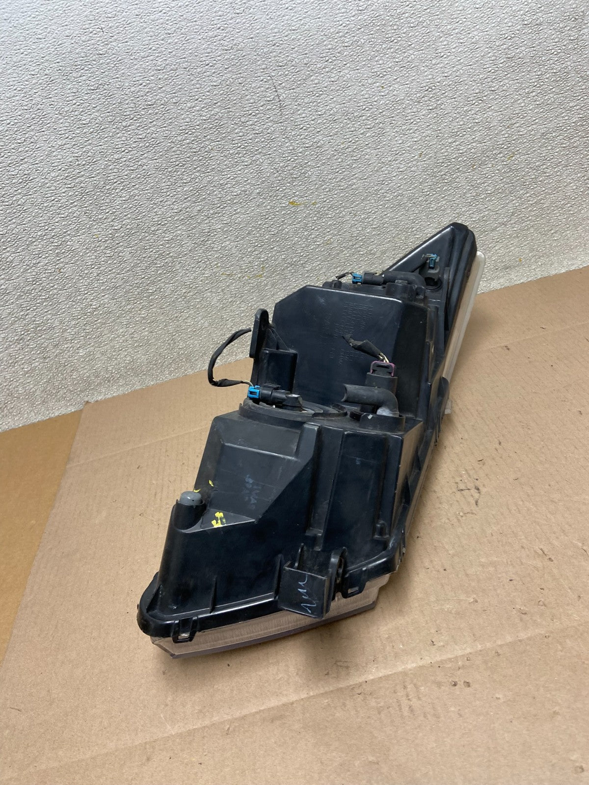 2009 to 2017 Dodge Journey Headlight Left Driver Lh Side Halogen Z3924 DW8