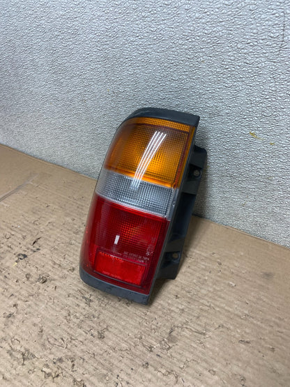 1996 - 1998 Nissan Pathfinder Left Driver LH Side Tail light Oem AA9764 LK1