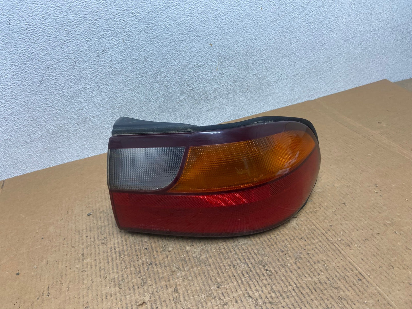 1997 to 2003 Chevrolet Malibu Passenger Right RH Side Tail Light AE2801 LK0