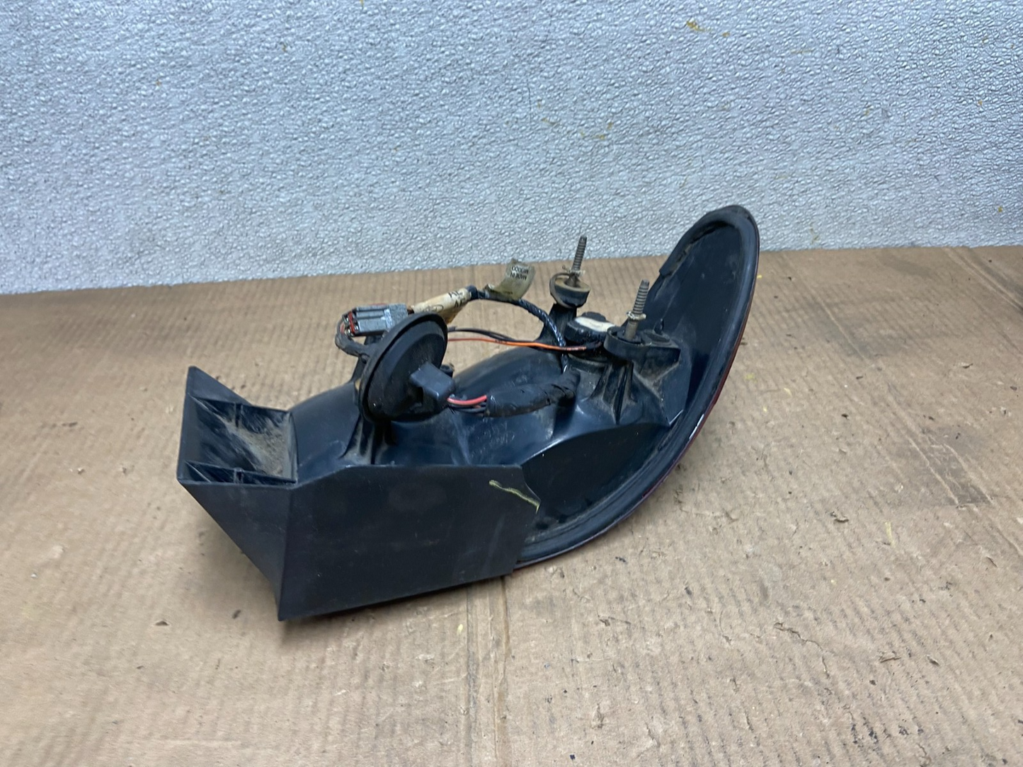 1993 - 1995 Mercury Sable RH Passenger Right Side Tail Light AA64114
