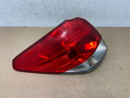 2010-2014 Subaru Outback Wagon Left Driver Lh Side Tail Light AG5896 DW2