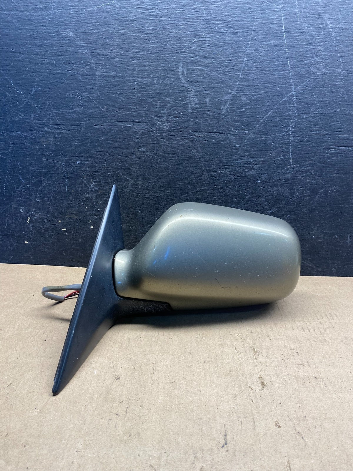 2000 to 2004 Subaru Legacy Outback Left Driver LH View Mirror AG3189 DG0
