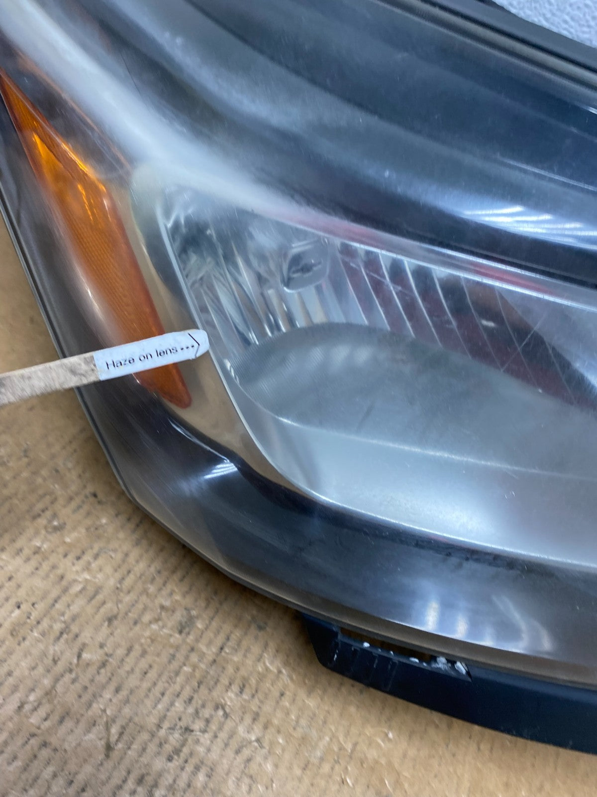 2013-2017 Chevrolet Traverse Right Passenger Side Halogen Headlight AE0553 DW5