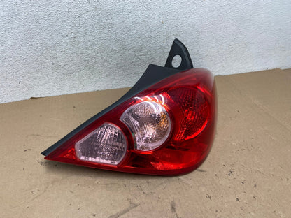2007 - 2012 Nissan Versa Hatchback Right Passenger Side Tail Light AG4283 LK2