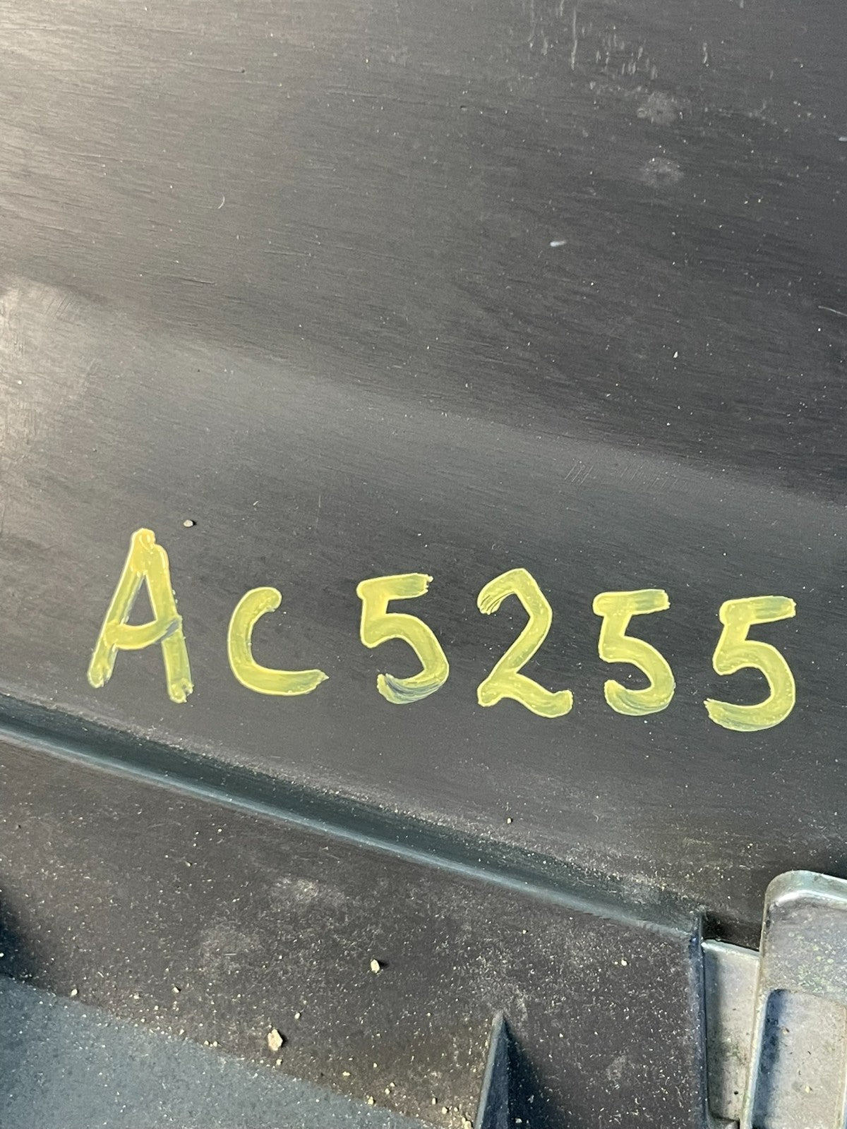2008 2009 Saturn Aura Front Upper Grille Grill AC5255 DG6