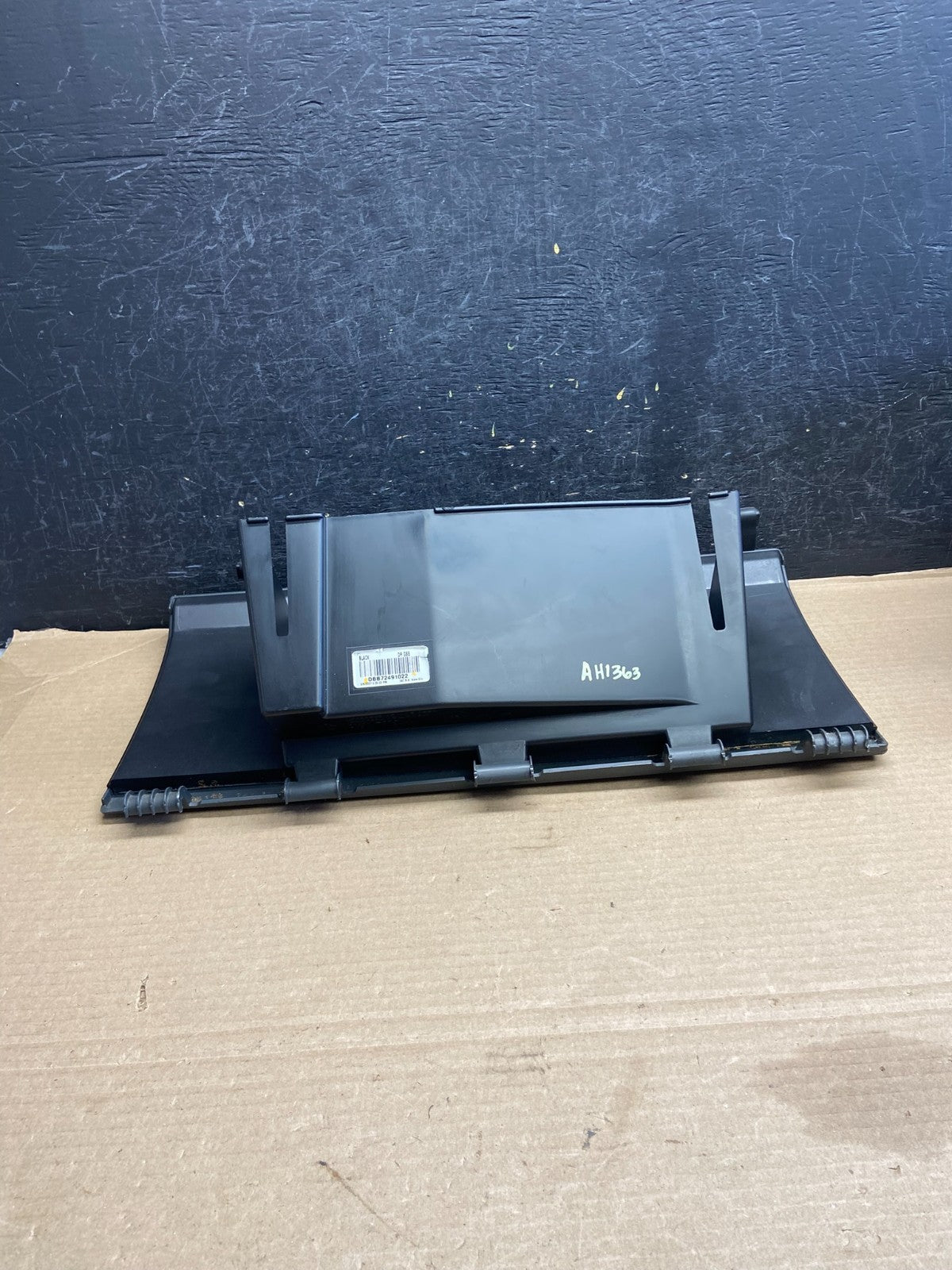2006 to 2008 Dodge Ram 1500 Dash Glove Box AH13634