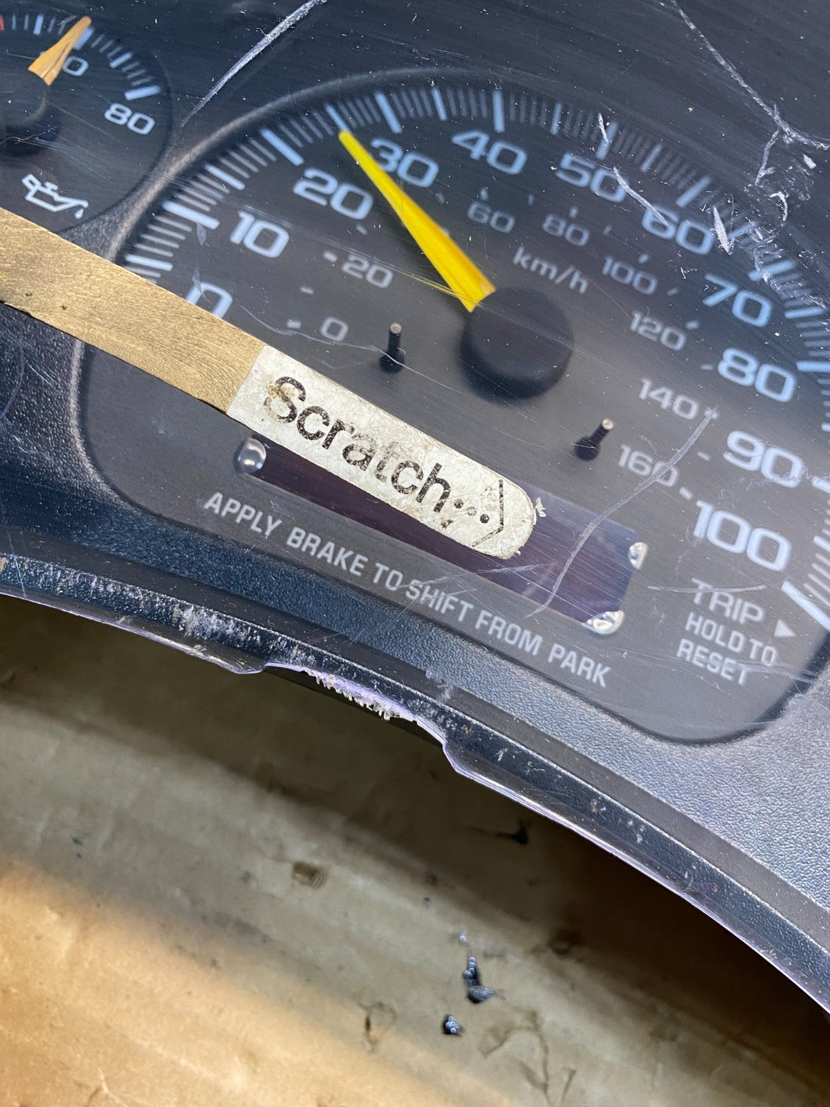 1996 to 2000 Chevrolet Express Speedometer Cluster Gauge AD9530 DG2