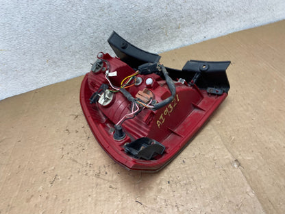 2009 to 2010 Kia Sportage Right Passenger RH Side Tail Light AI9321 DW7