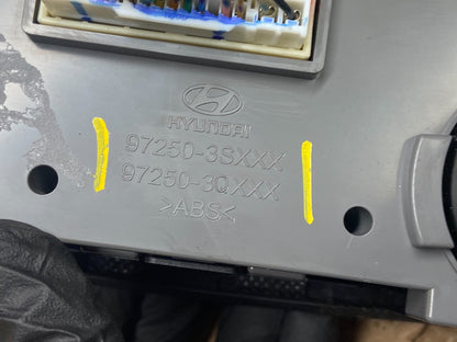 2011 to 2014 Hyundai Sonata Center Radio Climate Control Air Vent Bezel T8879 DG5