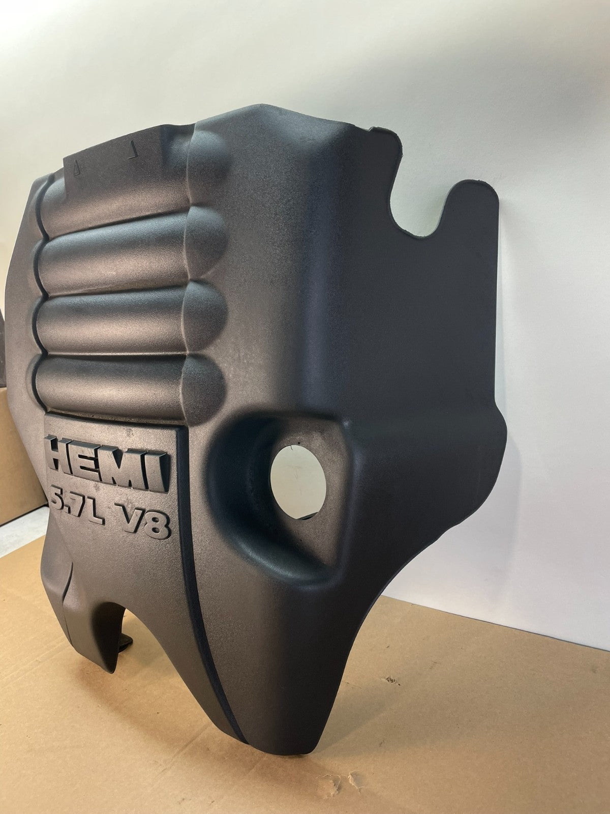 2009 to 2014 Dodge Ram 1500 Hemi 5.7L Engine Motor Cover ai0603 DG1