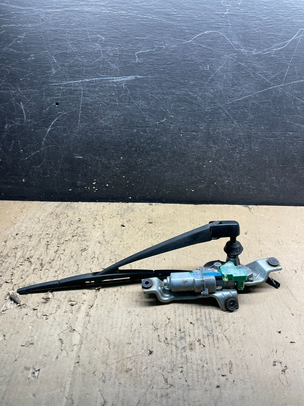 2008 to 2014 Subaru Impreza Hatchback Rear Wiper Motor W6873 PS3
