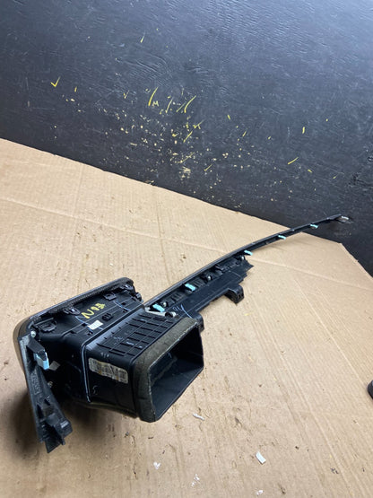 2016 2017 2018 Kia Optima Front  Dash Radio Bezel Trim Air Vent OEM aa8119 DG2