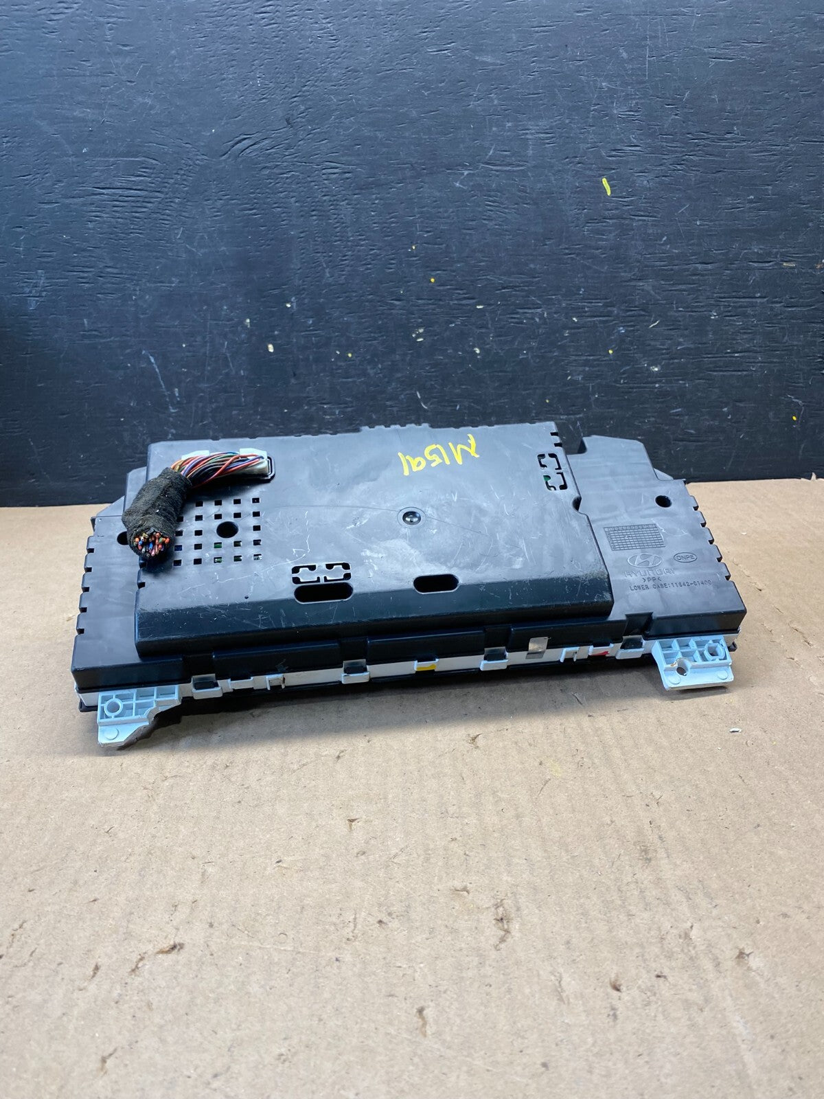 2014 2015 2016 Hyundai Equus Speedometer Cluster Gauge M1591 DG5