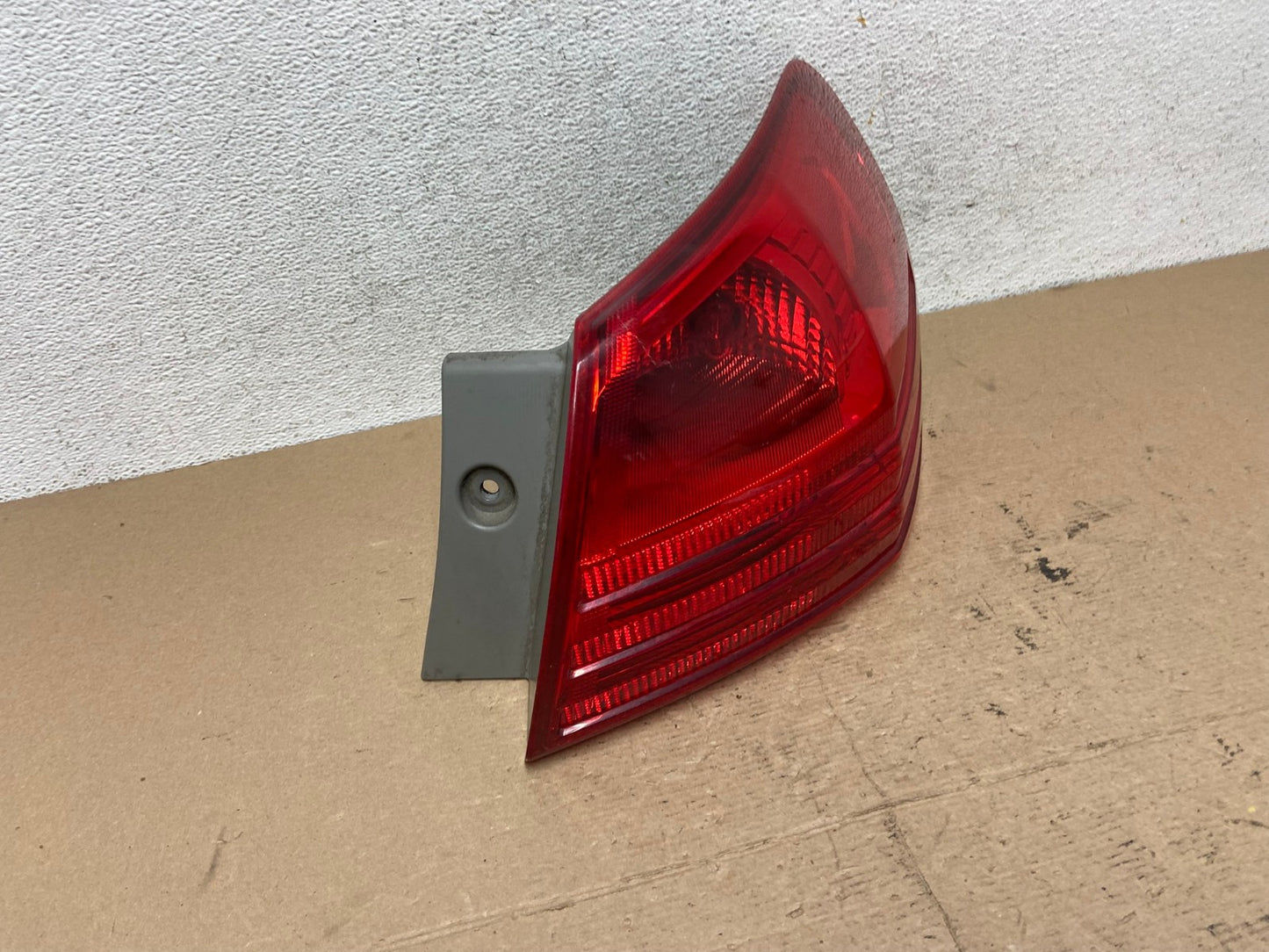 2008 to 2015 Nissan Rogue Right Passenger Rh Side Tail Light AF4841 LK2