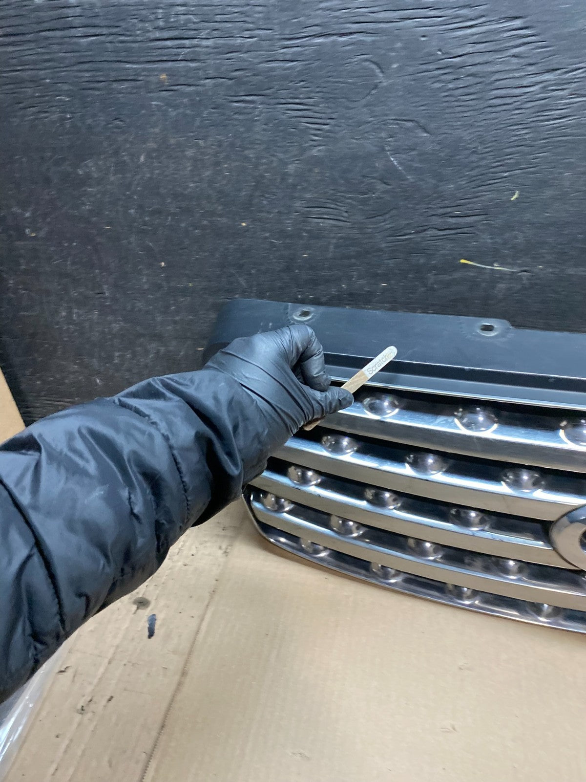 2003 2004 2005 Infiniti FX35 Grill Grille W/ Emblem Oem x3041 DG4