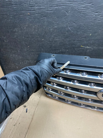 2003 2004 2005 Infiniti FX35 Grill Grille W/ Emblem Oem x3041 DG4