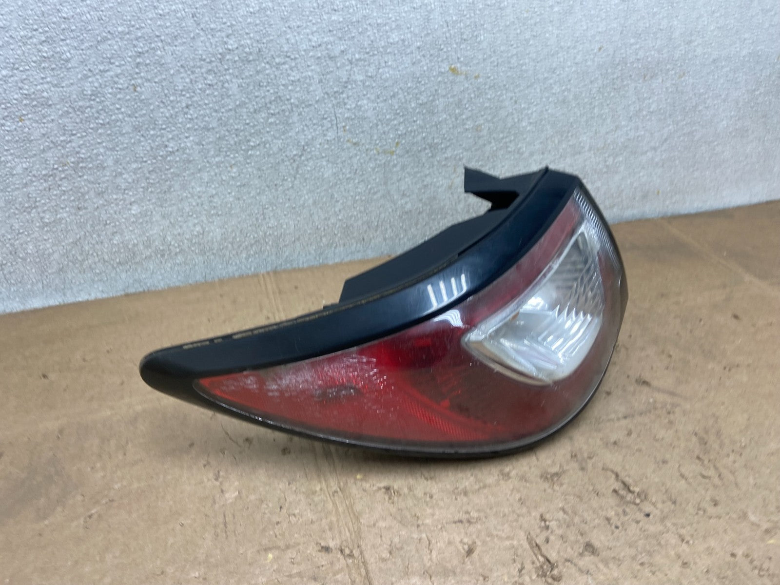2013 to 2017 Chevrolet Traverse Left Driver LH Side Tail Light Oem Y8251 DW2