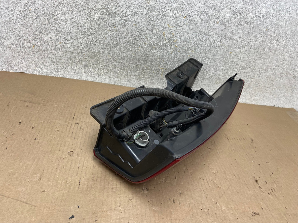 2007 to 2014 Cadillac Escalade Left Driver LH Side Tail Light AH5855 LK6