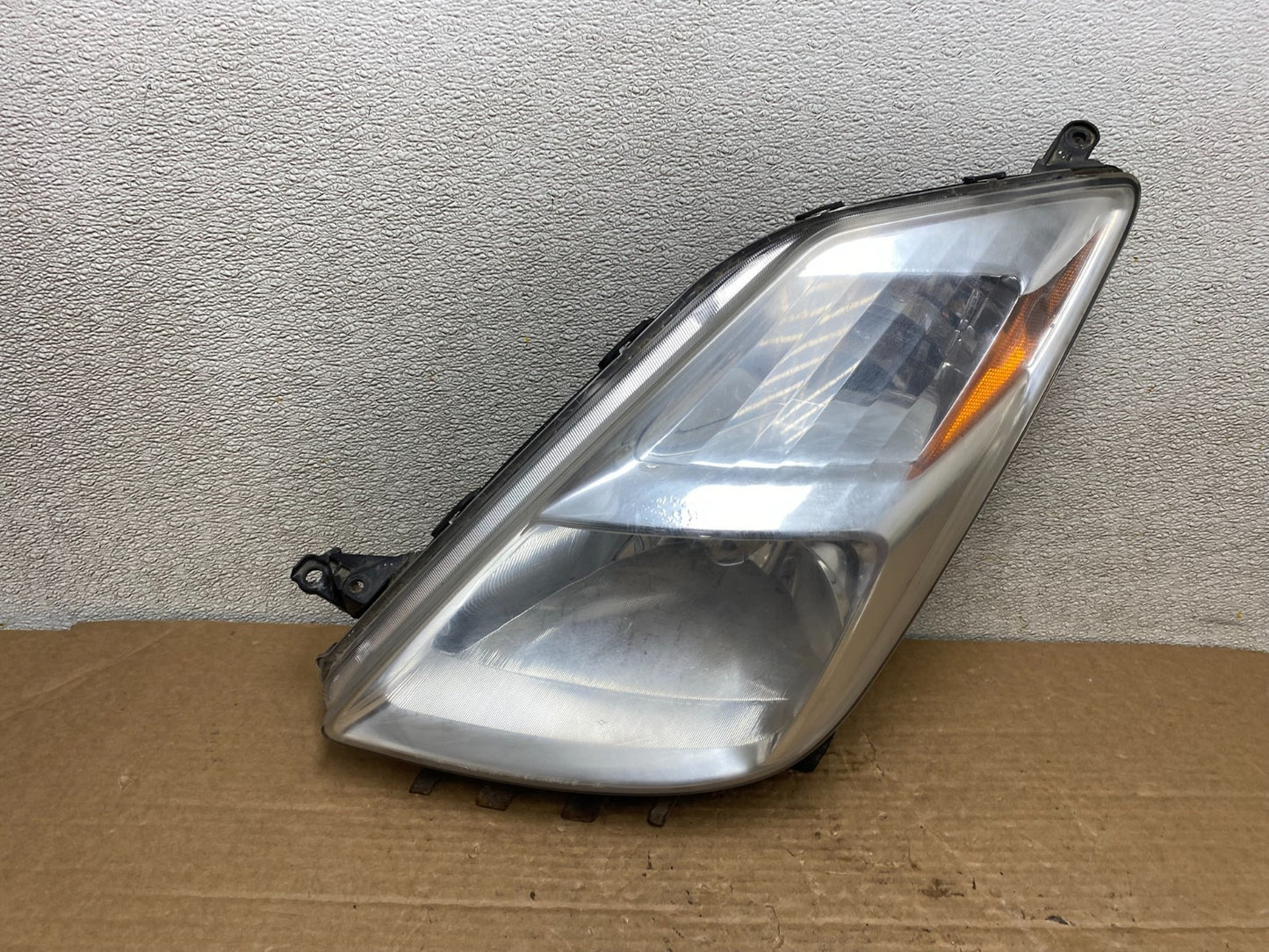 2004 - 2005 Toyota Prius Left Driver Lh Halogen Headlight Z1564 PS0